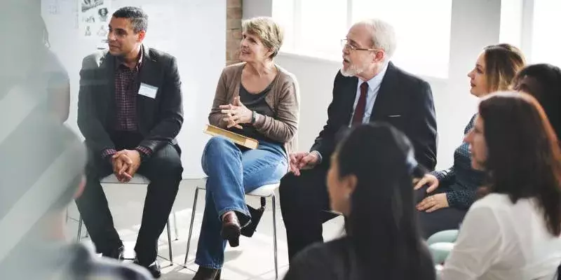 10 Social Media posts for a training company