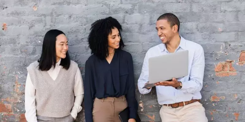 social media for recruitment