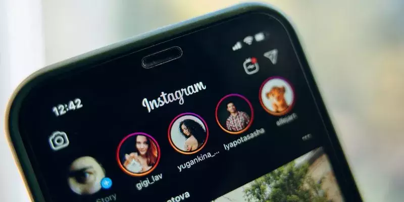 Instagram Profiles Instagram Profiles