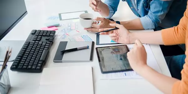 Challenges and Solutions in Responsive Web Design